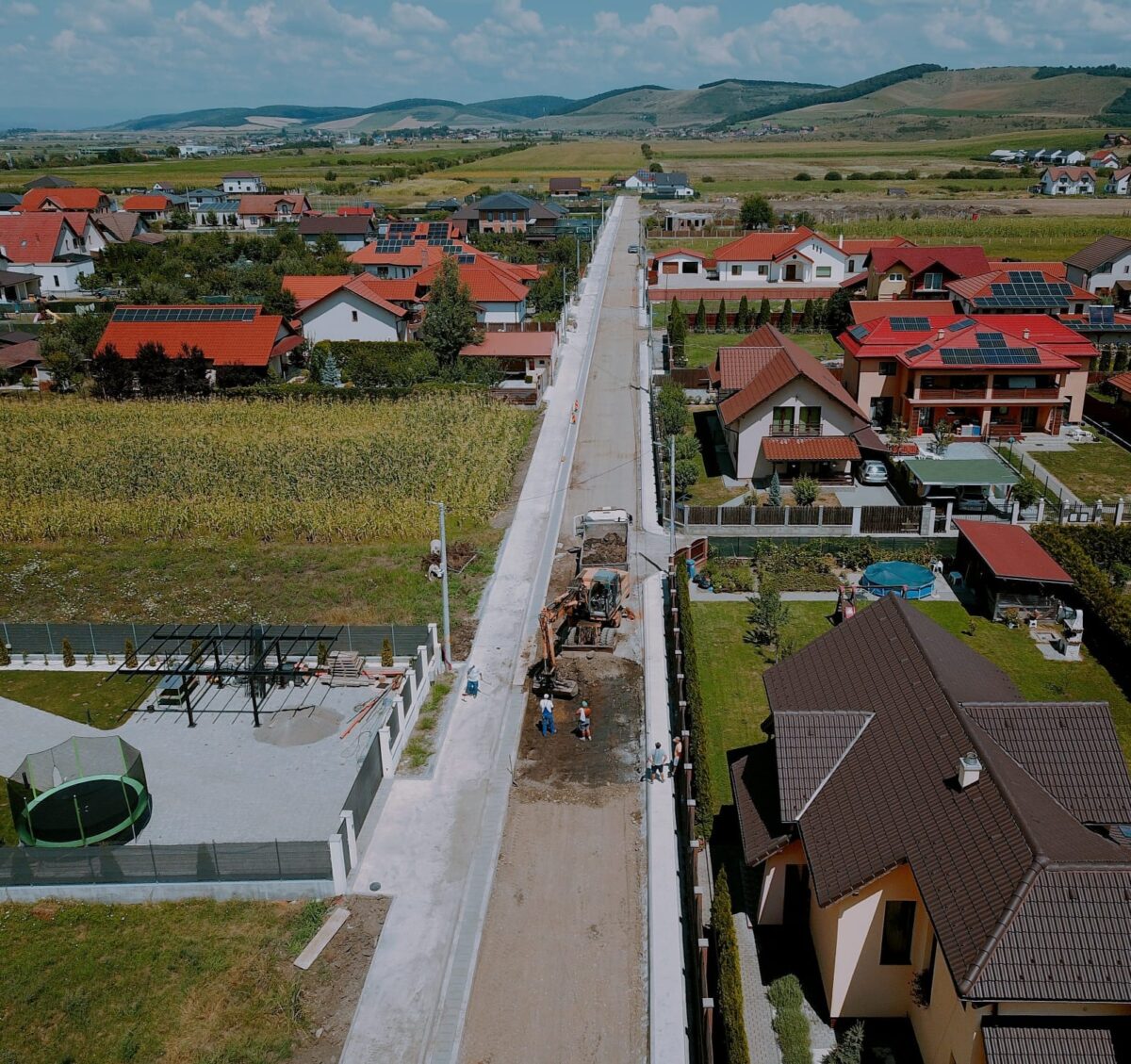 Jól haladnak az aszfaltozasi  munkálatok a Mátyás király utcában!